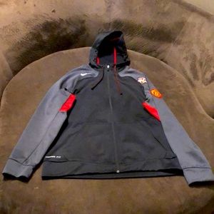 Nike Pro Training Manchester United Full Zip Therma Fit Jacket. Blk/Ant/Red. L.